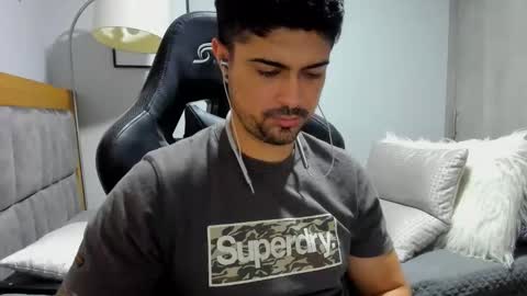 adam clarke online show from 10-29-25, 01:46