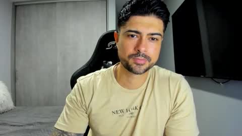 adam clarke online show from 11-19-25, 04:51