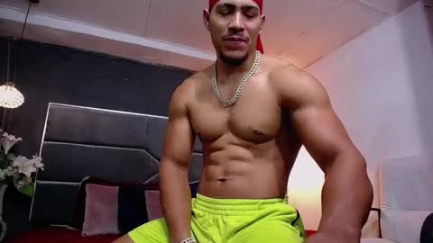 adam_fit19cm online show from 09-18-25, 01:57