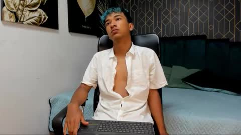 Snapshot of adam_ford1 chatting on 12-03-25, 11:08 adam_ford1 online show from 12-03-25, 11:08