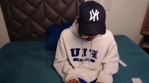 Snapshot of adam_foxs chatting on 04-09-26, 01:16 Adam online show from 04-09-26, 01:16