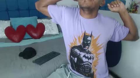 adam_morgan2 online show from 11-19-25, 03:28