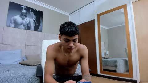 Snapshot of adam_piarse chatting on 10-15-25, 04:01 adam_piarse online show from 10-15-25, 04:01