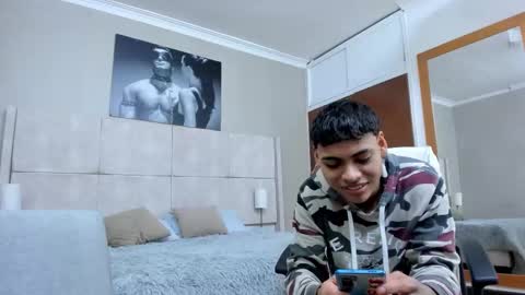 Snapshot of adam_piarse chatting on 10-15-25, 08:53 adam_piarse online show from 10-15-25, 08:53