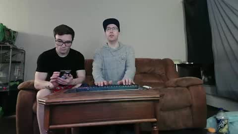 Snapshot of adamk3 chatting on 01-02-25, 07:12 Adam and Logan online show from 01-02-25, 07:12