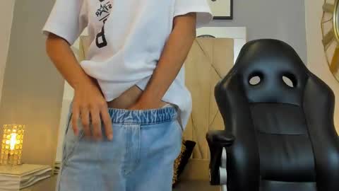 Adams Bobby online show from 11-03-25, 11:11