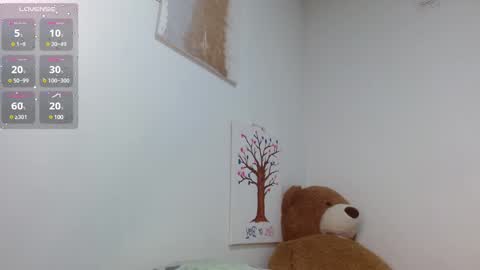 ADAMS Y NIKI online show from 02-12-25, 06:08