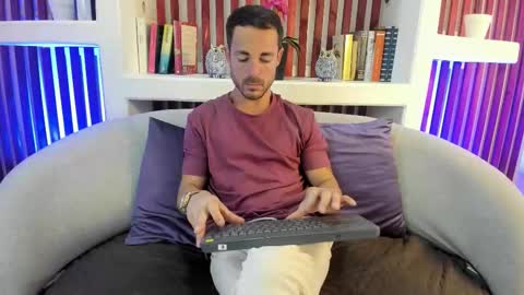 Snapshot of adams_sanz chatting on 02-14-26, 07:10 Im Adams Sanz online show from 02-14-26, 07:10