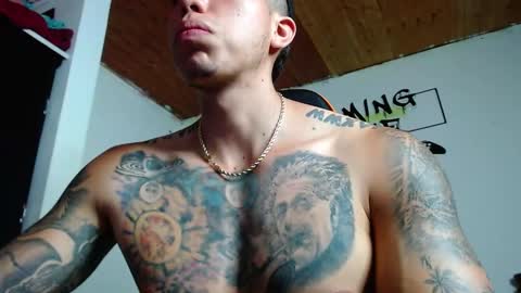 Snapshot of adan_hudson chatting on 01-10-25, 09:42 Anderson online show from 01-10-25, 09:42