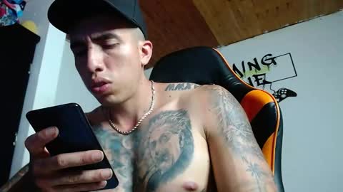 Snapshot of adan_hudson chatting on 01-31-25, 02:26 Anderson online show from 01-31-25, 02:26