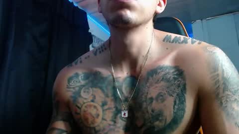 Snapshot of adan_hudson chatting on 11-02-25, 05:26 Anderson online show from 11-02-25, 05:26