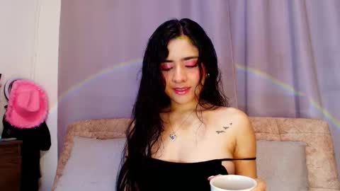  Adara Johnson  online show from 10-20-25, 11:43