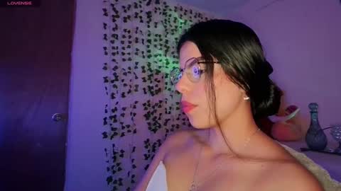 Adara online show from 12-18-24, 04:28