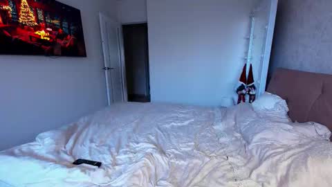 Sabi online show from 12-14-25, 06:19