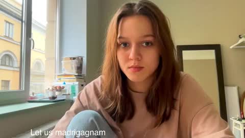 Snapshot of addy_moon chatting on 10-26-25, 12:33 Addy online show from 10-26-25, 12:33