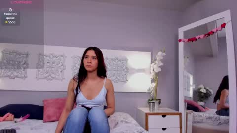 Adela Worsth online show from 02-28-25, 06:52