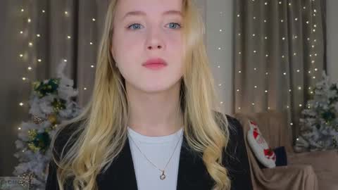 Adele online show from 12-21-24, 06:34