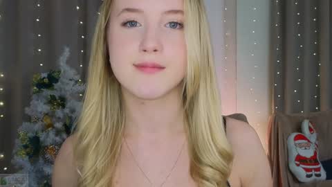 Adele online show from 12-23-24, 12:46