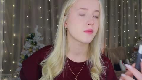 Adele online show from 12-25-24, 06:30