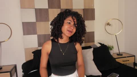 Snapshot of adele_carter_ chatting on 01-06-25, 12:02 Andrea online show from 01-06-25, 12:02