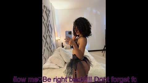 Snapshot of adele_carter_ chatting on 01-13-25, 02:42 Andrea online show from 01-13-25, 02:42