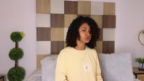 Snapshot of adele_carter_ chatting on 02-05-25, 11:02 Andrea online show from 02-05-25, 11:02