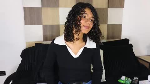 Snapshot of adele_carter_ chatting on 02-22-25, 03:03 Andrea online show from 02-22-25, 03:03