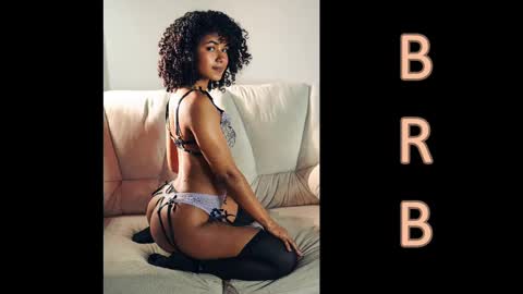 Snapshot of adele_carter_ chatting on 10-10-25, 01:54 Andrea online show from 10-10-25, 01:54