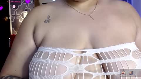 adele cruzz online show from 12-18-25, 10:27