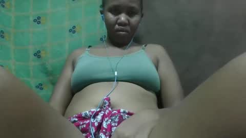 adelealy online show from 03-05-25, 01:39