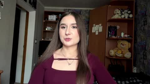 Poly online show from 04-06-26, 11:11