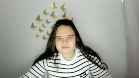 adelecruzz online show from 02-05-25, 01:22