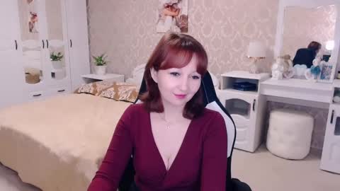 AdeleMoran online show from 03-07-25, 08:33