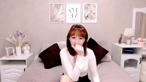 Snapshot of adelemoran chatting on 11-29-25, 06:44 AdeleMoran online show from 11-29-25, 06:44