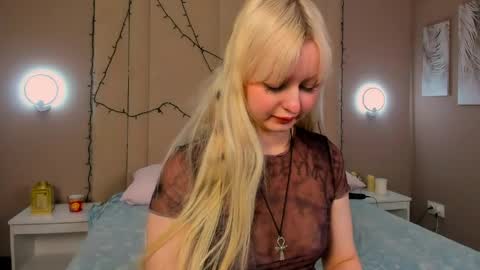 adelesilvy online show from 04-01-26, 01:39