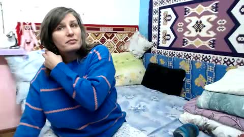 Larisa online show from 11-17-25, 09:59