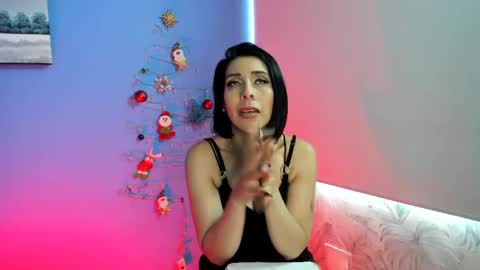 Adelle online show from 12-31-24, 05:18