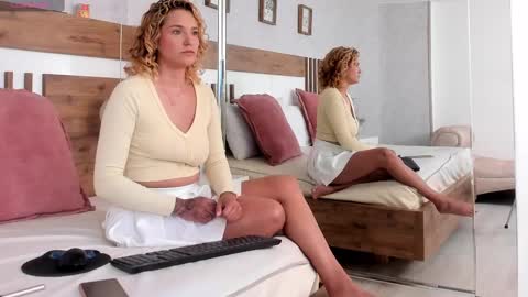 Snapshot of adharawoo chatting on 02-03-25, 05:56 Adhara online show from 02-03-25, 05:56