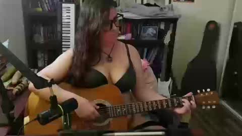 Snapshot of adobe_angel304 chatting on 10-15-25, 08:31 adobe_angel304 online show from 10-15-25, 08:31