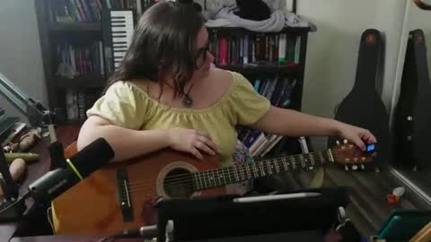 Snapshot of adobe_angel304 chatting on 11-08-25, 08:18 adobe_angel304 online show from 11-08-25, 08:18