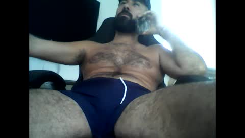 Snapshot of adolfofo chatting on 09-30-25, 09:20 adolfofo online show from 09-30-25, 09:20