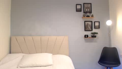 Snapshot of adonis_dlh chatting on 09-17-25, 03:41 Adonis online show from 09-17-25, 03:41