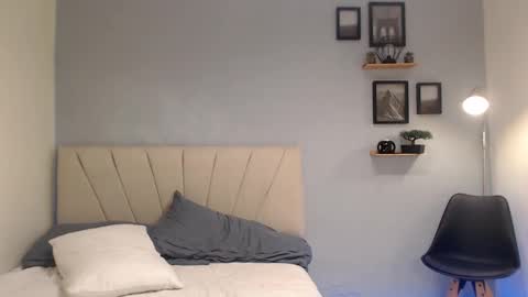 Snapshot of adonis_dlh chatting on 09-24-25, 02:04 Adonis online show from 09-24-25, 02:04