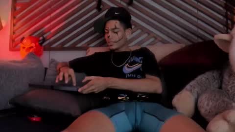 adonis_wb online show from 10-20-25, 10:32