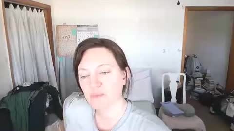 Snapshot of adorable22 chatting on 11-23-25, 05:57 adorable22 online show from 11-23-25, 05:57