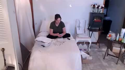 adorable22 online show from 01-06-26, 04:43