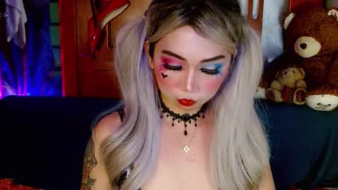 Snapshot of adorableslutxxx chatting on 01-24-25, 05:53 jasmine online show from 01-24-25, 05:53