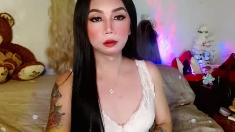 Snapshot of adorableslutxxx chatting on 02-12-25, 08:27 jasmine online show from 02-12-25, 08:27