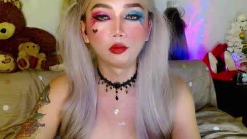 Snapshot of adorableslutxxx chatting on 02-17-25, 03:58 jasmine online show from 02-17-25, 03:58