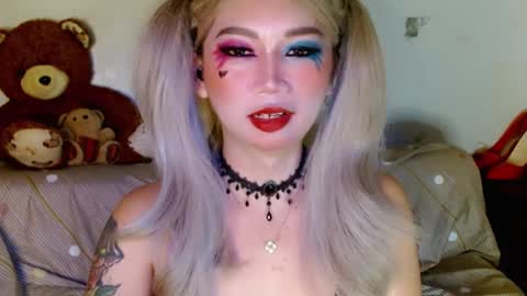 Snapshot of adorableslutxxx chatting on 03-01-25, 03:21 jasmine online show from 03-01-25, 03:21